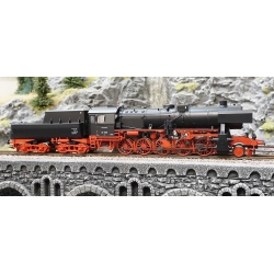 TRIX 25530 Parowóz towarowy BR 52 Ep.III DCC Sound